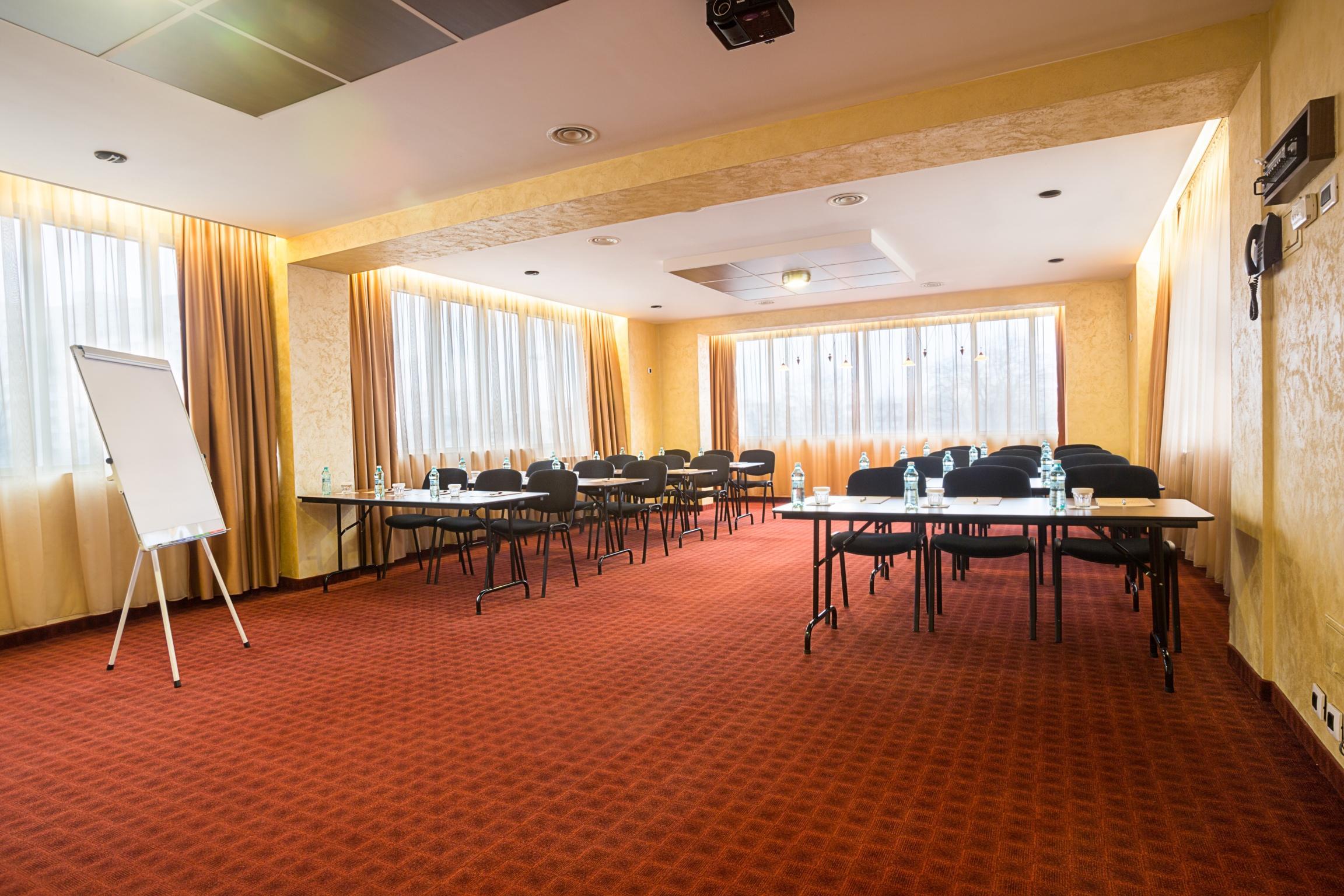 Hotel INTER BUSINESS Bukarest Exterior foto