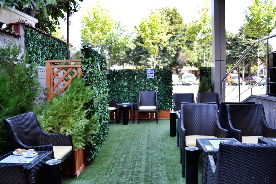 Hotel INTER BUSINESS Bukarest Exterior foto